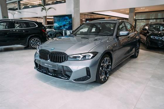 BMW 330e 2.0 16V TURBO HÍBRIDO M SPORT AUTOMÁTICO